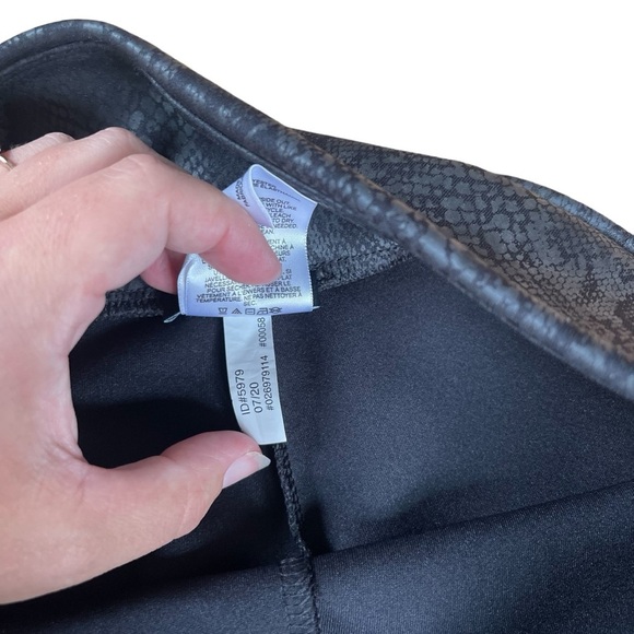 Express Stretch + ankle high rise snake print leggings women’s size medium - Picture 6 of 8